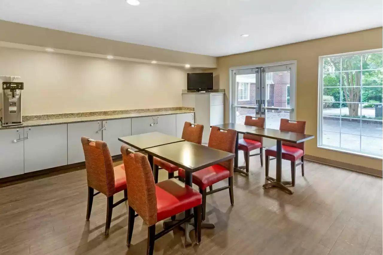 东北罗利长住公寓式酒店 外观 照片